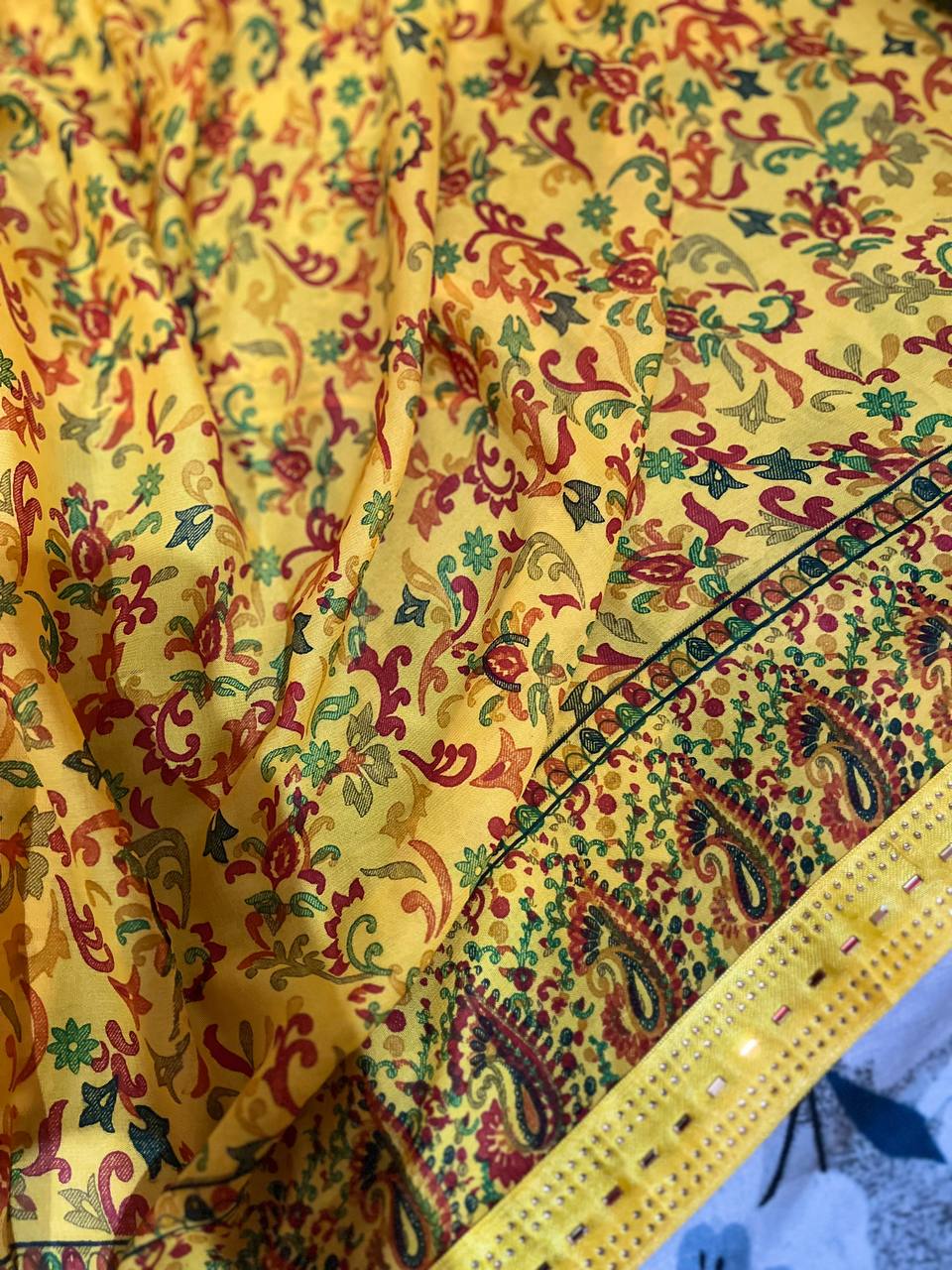 Lightweight Saree for Daily wear and Party Functions.