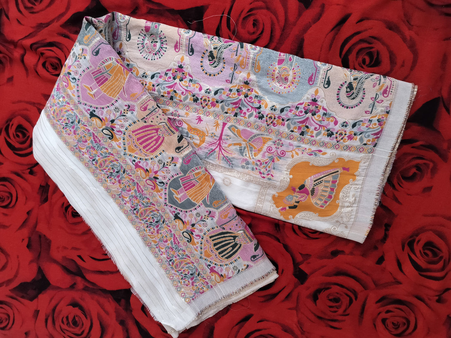 White Pure Kanjeevaram Silk Saree with Zari Weaving & Rich Pallu