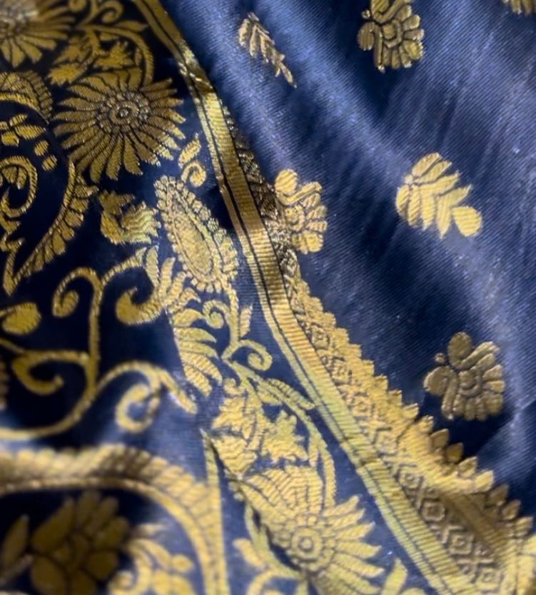 Emerald Navy Blue Kanjeevaram Silk Saree with Intricate Golden Zari Work