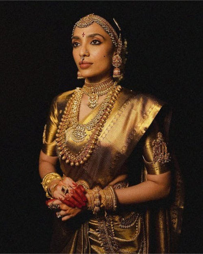 A Actress Shobita-Inspired Banarasi Saree – Elegant Silver-Gold Weave