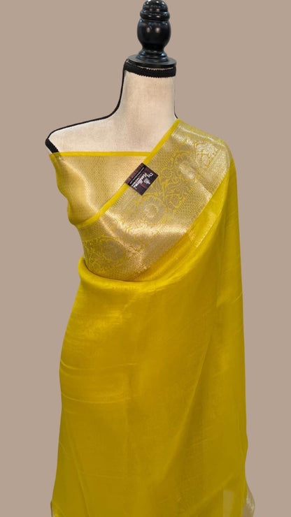 A Banarasi Dyeable Kora Organza Pure Saree