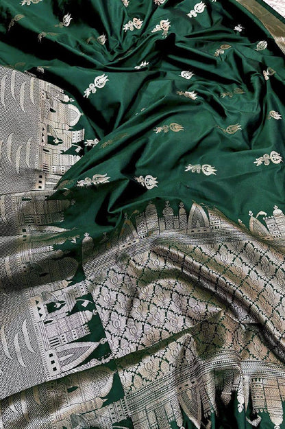 A Beautiful Premium Banarasi Ghat Design Silk Saree