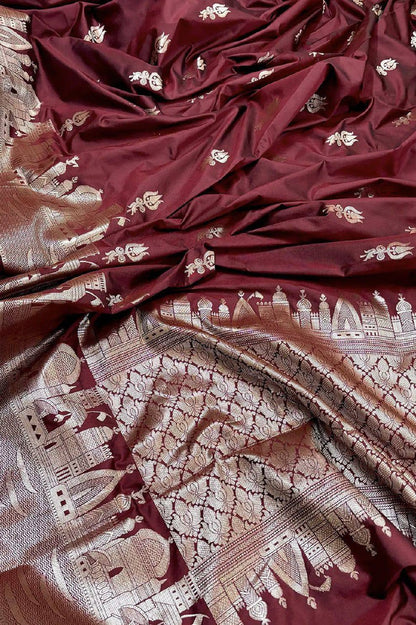 A Beautiful Premium Banarasi Ghat Design Silk Saree