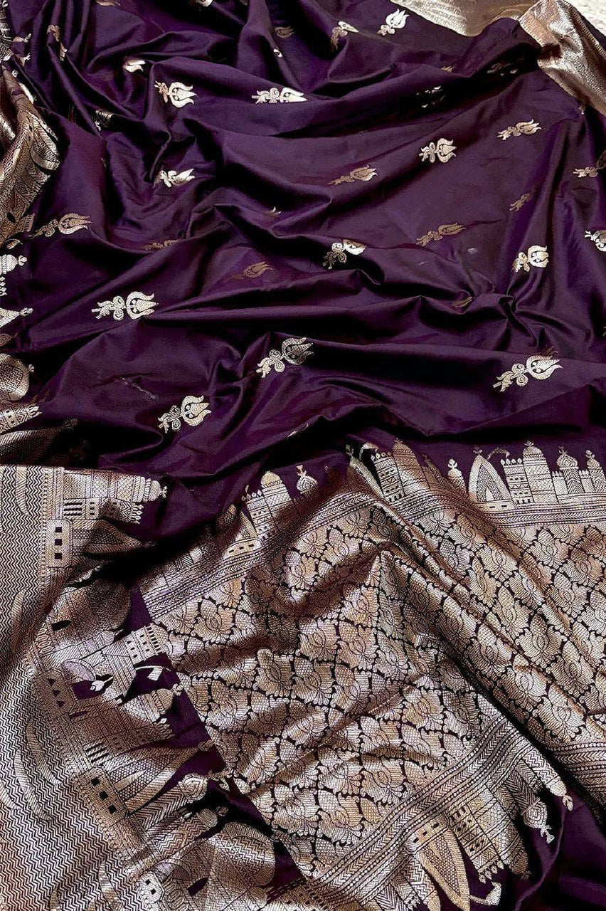 A Beautiful Premium Banarasi Ghat Design Silk Saree