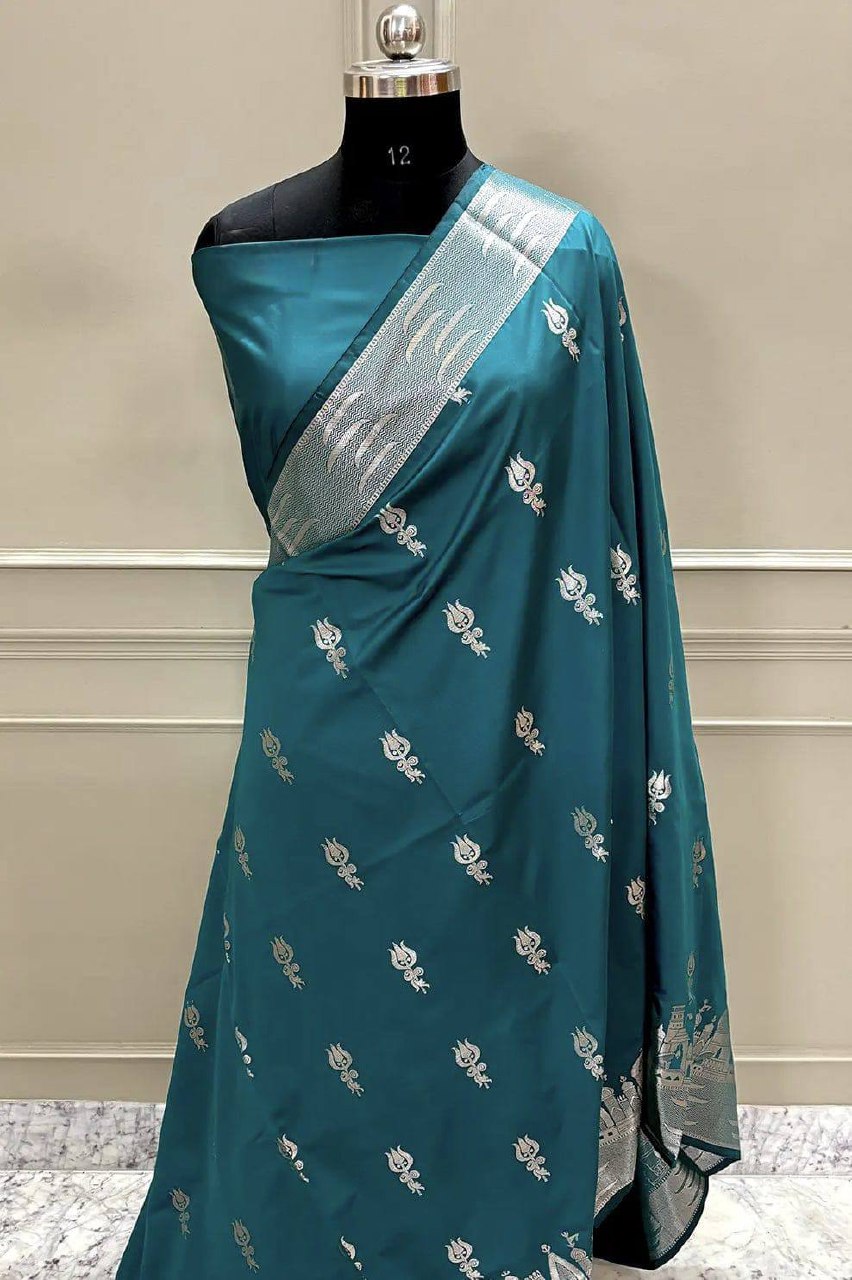 A Beautiful Premium Banarasi Ghat Design Silk Saree