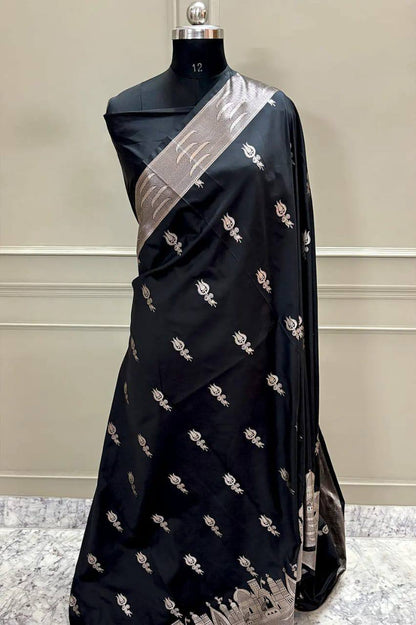 A Beautiful Premium Banarasi Ghat Design Silk Saree