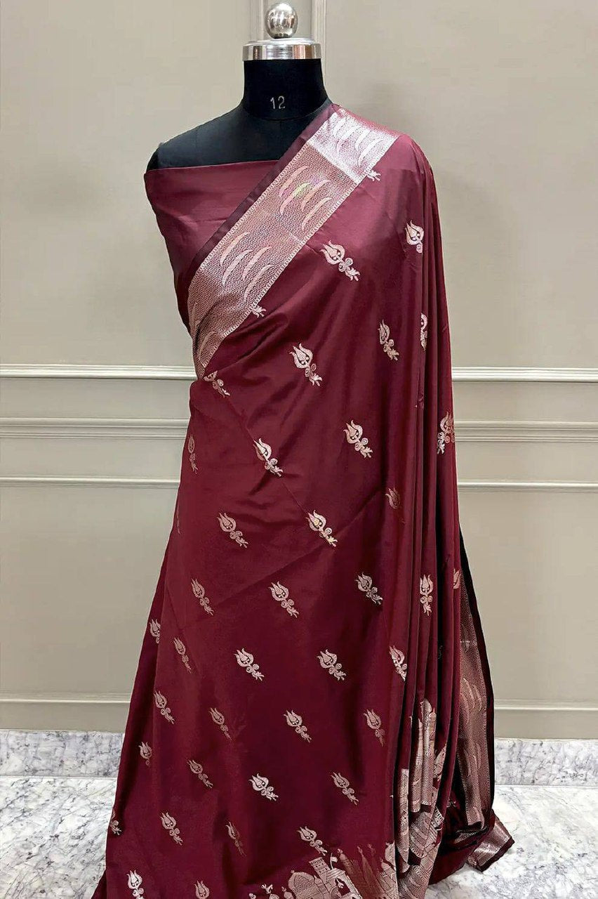 A Beautiful Premium Banarasi Ghat Design Silk Saree