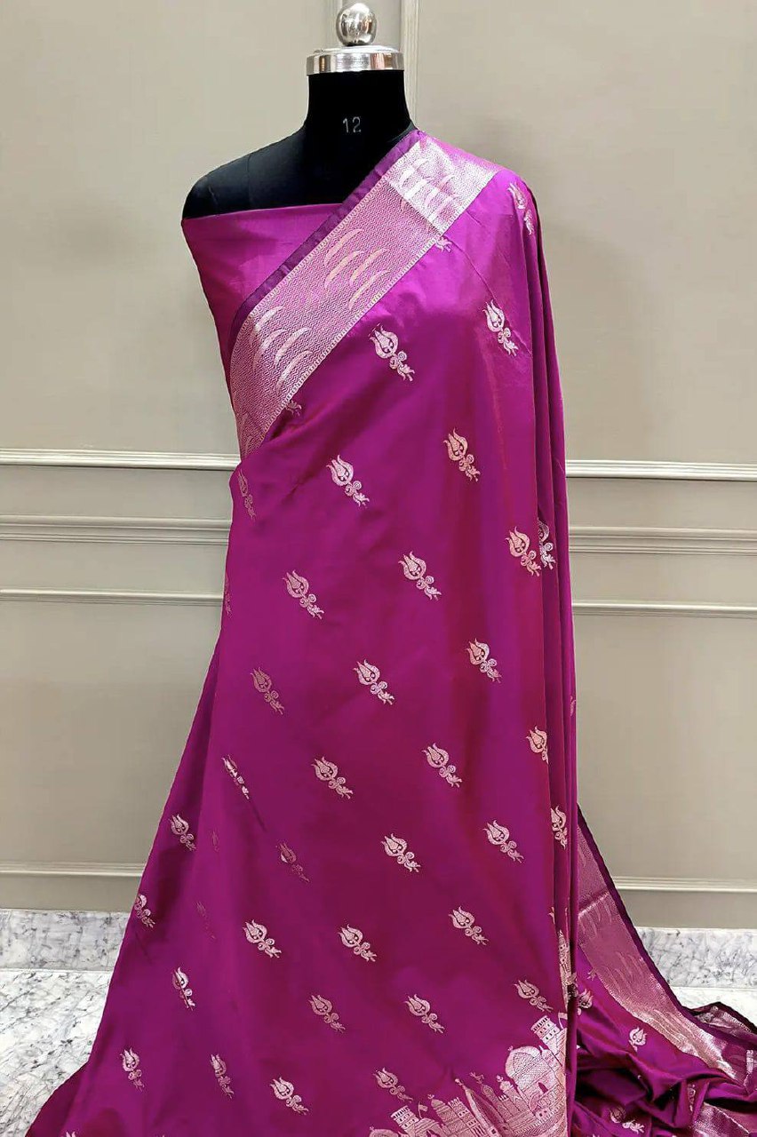 A Beautiful Premium Banarasi Ghat Design Silk Saree