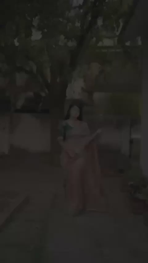 A Adorable & Most Beautiful Designer Banarasi Crush Saree